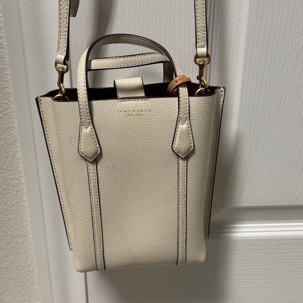 Authentic Tory Burch  Leather Tote Bag
